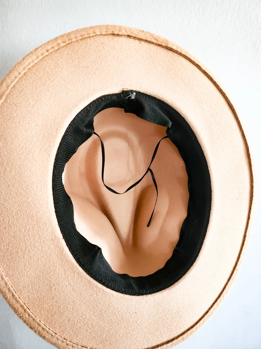 Western Cowboy Hat Beige WidWomen’s Felt Fedora Hat in Blush with Patterned Band